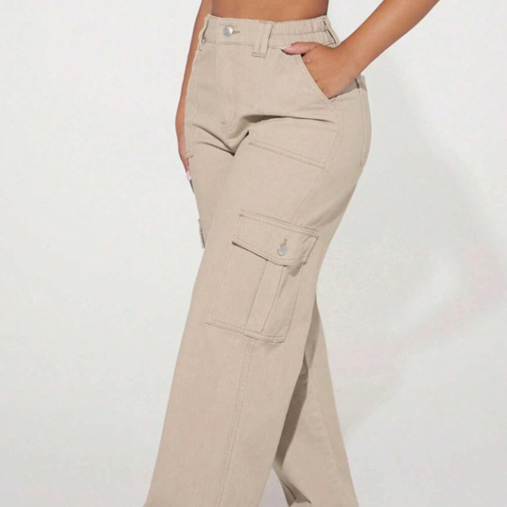 Petite Flap Pocket Cargo Jeans